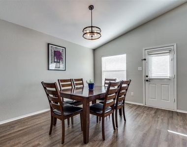 1900 Juniper Drive - Photo Thumbnail 9