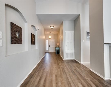 1900 Juniper Drive - Photo Thumbnail 4