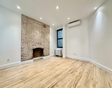 29 West 12th Street - Photo Thumbnail 5