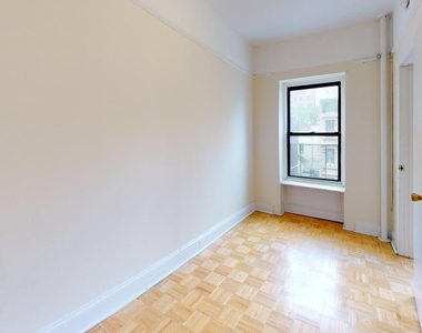 799 Lexington Avenue - Photo Thumbnail 15