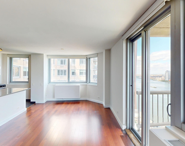 401 E 34th St - Photo Thumbnail 2