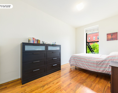 101 W 104th Street - Photo Thumbnail 5