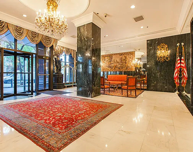 330 E 39th Street - Photo Thumbnail 15