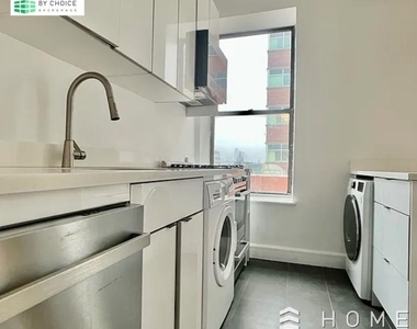 101 W 126th Street - Photo Thumbnail 2