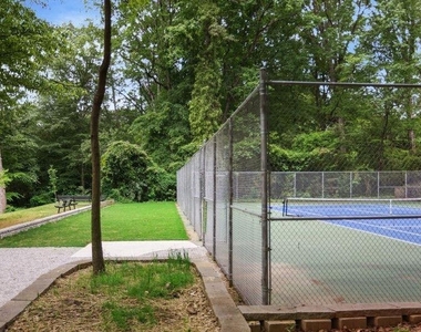 1760 Indiana Avenue Ne - Photo Thumbnail 43
