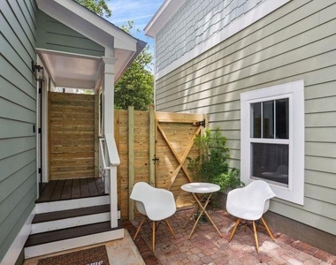 1760 Indiana Avenue Ne - Photo Thumbnail 1