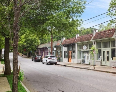 1760 Indiana Avenue Ne - Photo Thumbnail 36