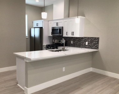 2109 Marnel Rd Road - Photo Thumbnail 9