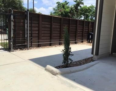 2109 Marnel Rd Road - Photo Thumbnail 2