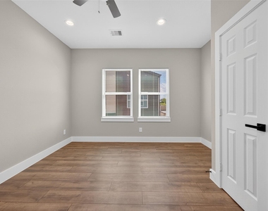 2109 Marnel Rd Road - Photo Thumbnail 33