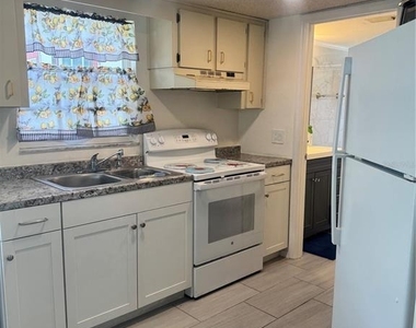 7817 Midway Drive Terrace - Photo Thumbnail 10