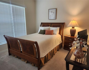 6496 Rookery Circle - Photo Thumbnail 10