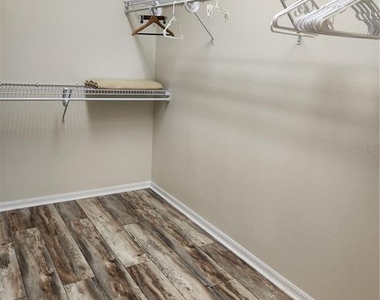 6496 Rookery Circle - Photo Thumbnail 9