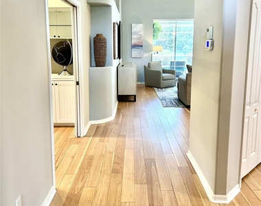 8918 Olde Hickory Avenue - Photo Thumbnail 1