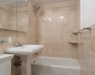 521 East 5th Street - Photo Thumbnail 3