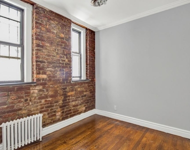 416 East 13th Street - Photo Thumbnail 2