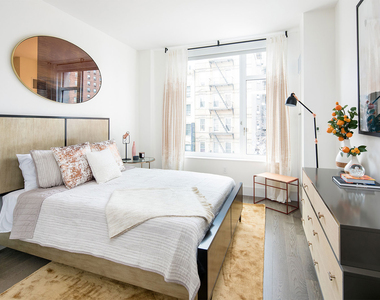 510 East 14th Street - Photo Thumbnail 5