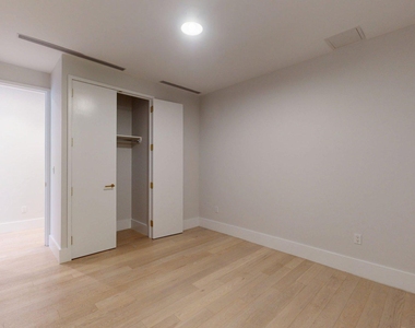 452 Broome Street - Photo Thumbnail 7