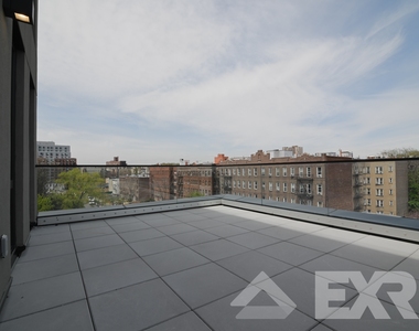 1946 Ocean Avenue - Photo Thumbnail 2