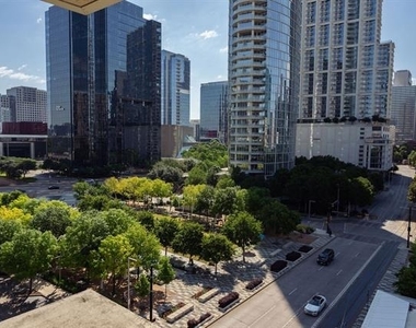 2025 Woodall Rodgers Freeway - Photo Thumbnail 30
