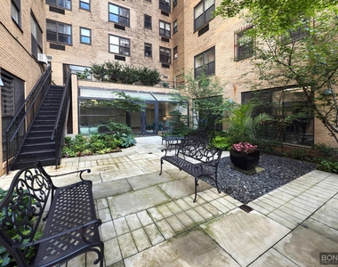 230 Riverside Drive - Photo Thumbnail 13