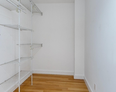 230 Riverside Drive - Photo Thumbnail 8