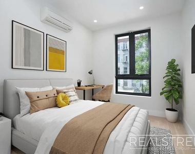 141 Meserole Street - Photo Thumbnail 3