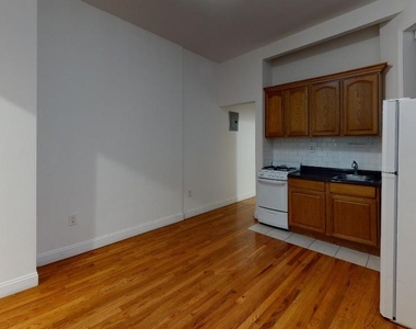 East 36 Street - Photo Thumbnail 3