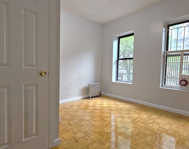 539 West 156th Street - Photo Thumbnail 6