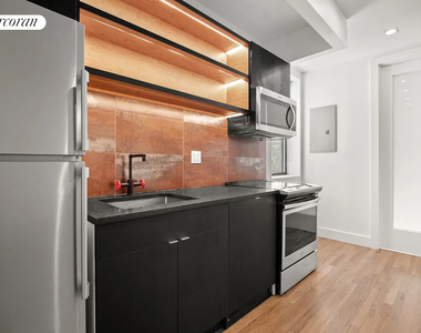 568 Lafayette Avenue - Photo Thumbnail 1
