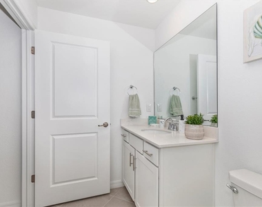 12280 Wellen Golf Street - Photo Thumbnail 29