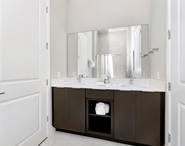 7740 Sandy Ridge Drive - Photo Thumbnail 29