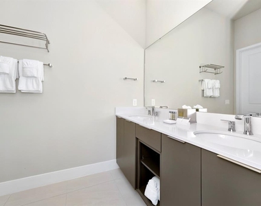 7740 Sandy Ridge Drive - Photo Thumbnail 23