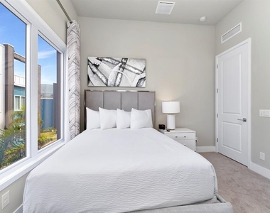7740 Sandy Ridge Drive - Photo Thumbnail 26