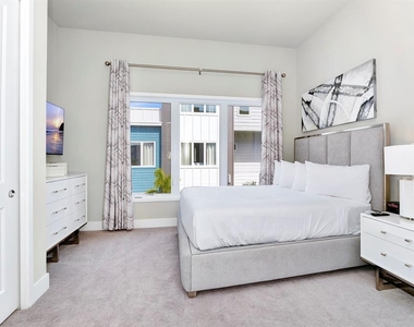 7740 Sandy Ridge Drive - Photo Thumbnail 27