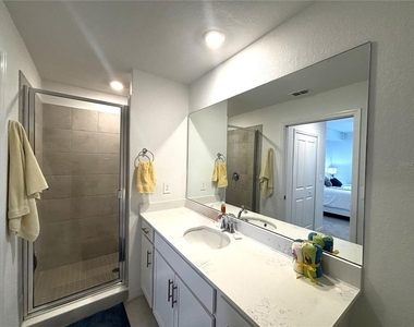 17625 Opal Sand Drive - Photo Thumbnail 11