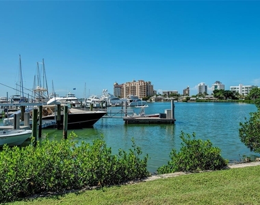 1064 N Tamiami Trail - Photo Thumbnail 15