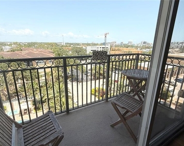1064 N Tamiami Trail - Photo Thumbnail 28