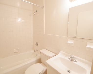 423 East 90th Street - Photo Thumbnail 5
