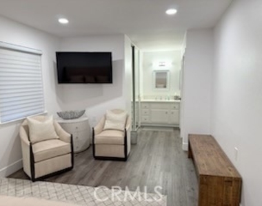 2299 Via Puerta - Photo Thumbnail 18