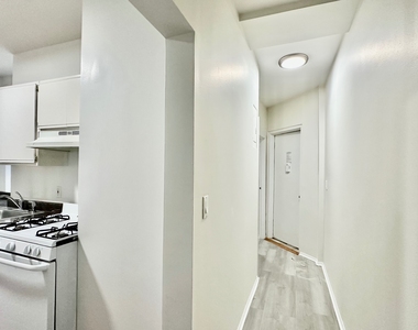 209 West 108th Street - Photo Thumbnail 10