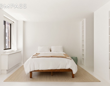 445 W 19th Street - Photo Thumbnail 2