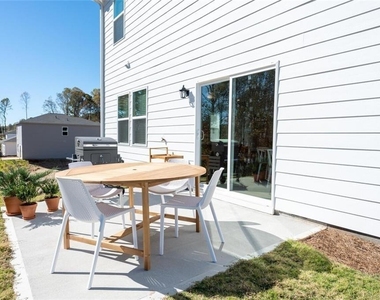 6462 Waypoint Street - Photo Thumbnail 19