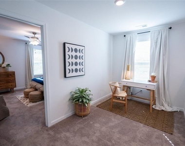 6462 Waypoint Street - Photo Thumbnail 18