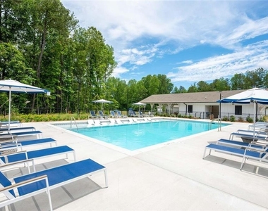 6462 Waypoint Street - Photo Thumbnail 3