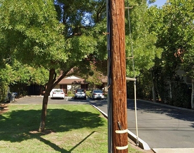 2142 Butte St - Photo Thumbnail 4