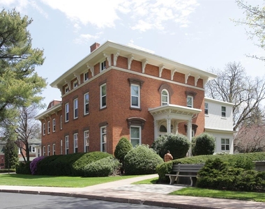 170 Sisson Ave - Photo Thumbnail 1