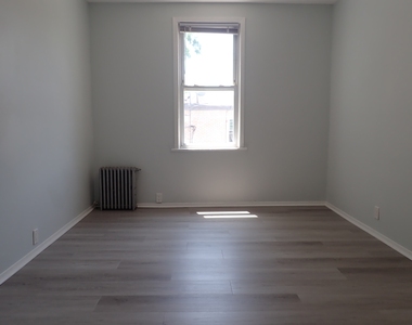 135-22 129th Street - Photo Thumbnail 4