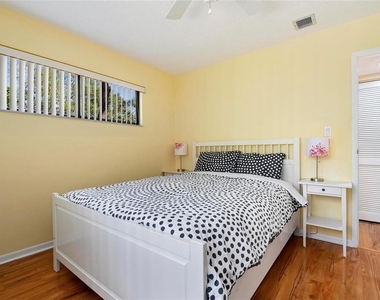 1707 Pelican Cove Road - Photo Thumbnail 15