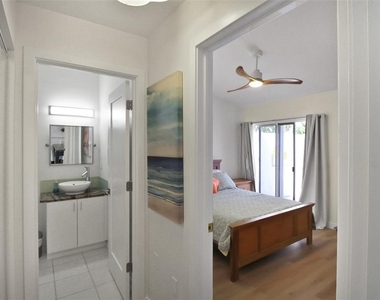 971 Waterside Lane - Photo Thumbnail 16